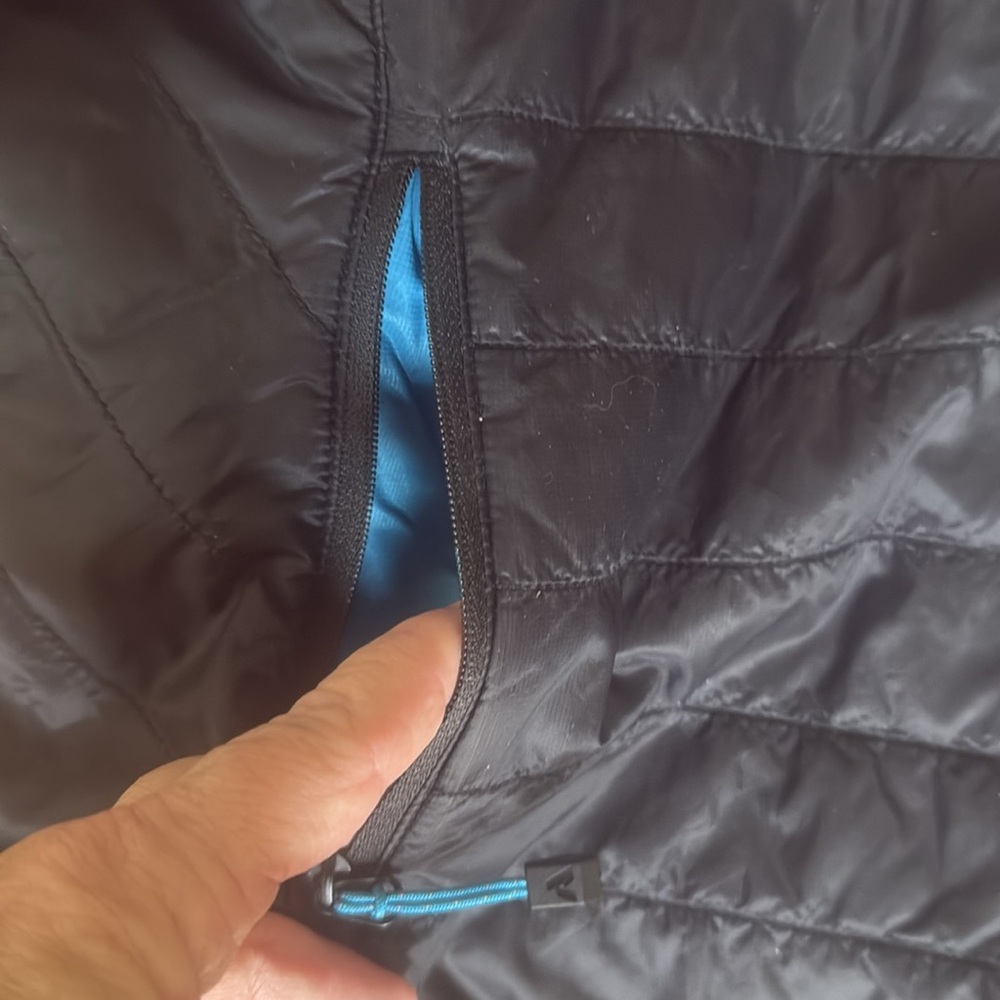 EDDIE BAUER REVERSIBLE LIGHTWEIGHT BLUE/BLACK JACKET (XL) - Picture 7 of 14